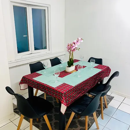 Le Grand Sejour Jusqu'a 6 Personnes Apartment